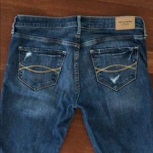 Pre-loved Women’s Abercrombie and Fitch 2R